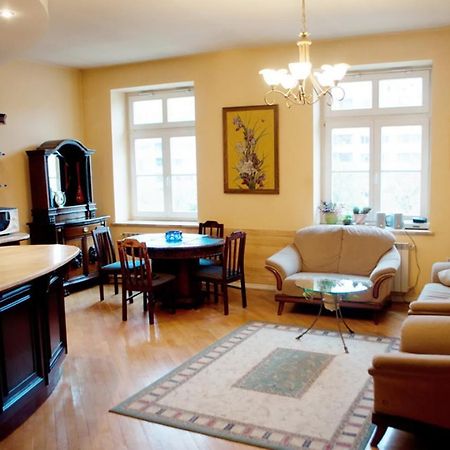 Two Bedroom Luxury Apartment Львов Экстерьер фото