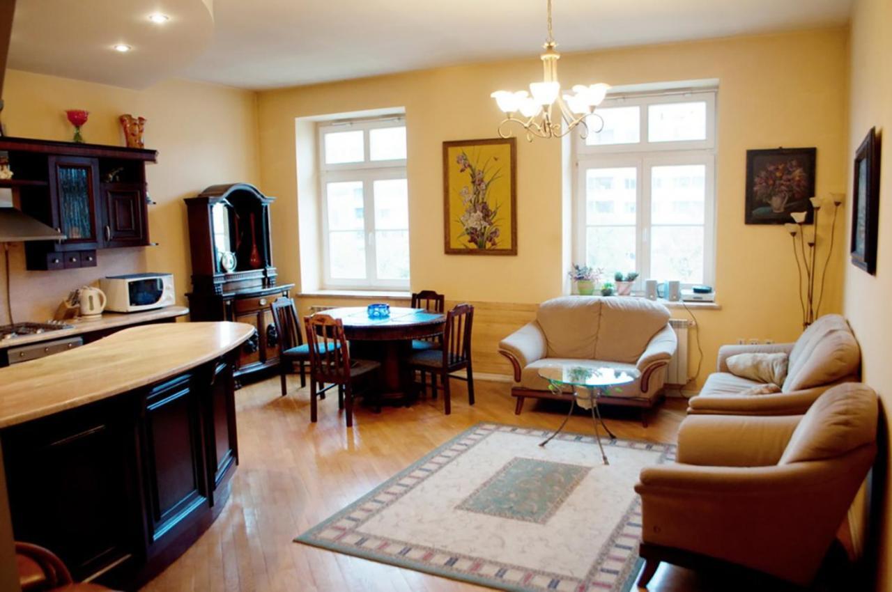 Two Bedroom Luxury Apartment Львов Экстерьер фото